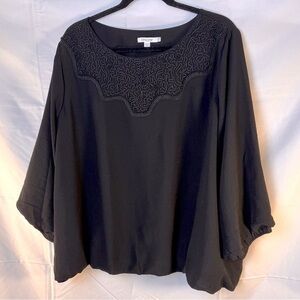 Chicos Woman’s Chiffon Bubble Hem Top Size XXL (Chicos Sizing 4)